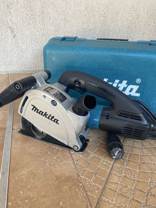 Makita SG 1251 Masina de Canelat 125 mm