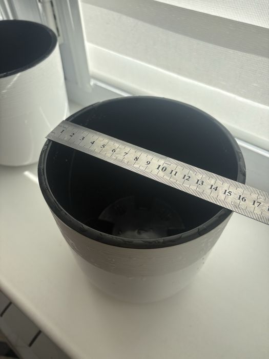 Горшок ( кашпо).