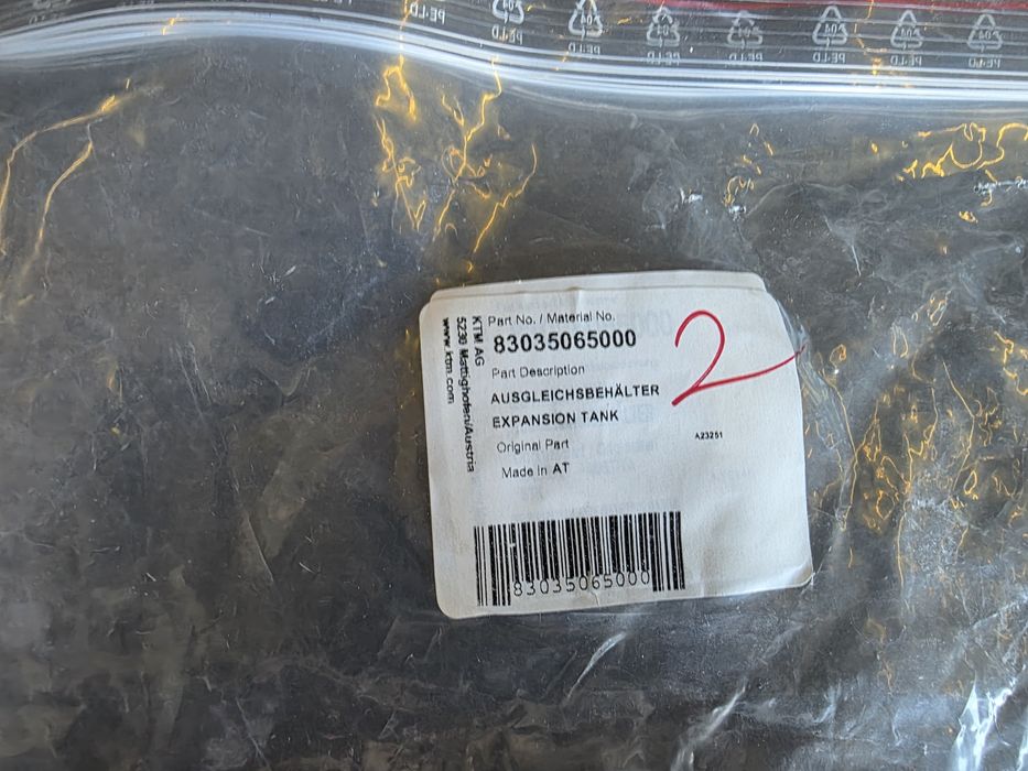 НОВО Казанче Резервоар за Антифриз за KTM 525 SX450 525XC ATV 505