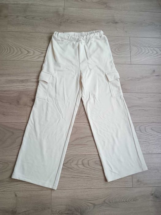 Детски карго панталон LC Waikiki ,152-156см(12-13г.),цвят екрю