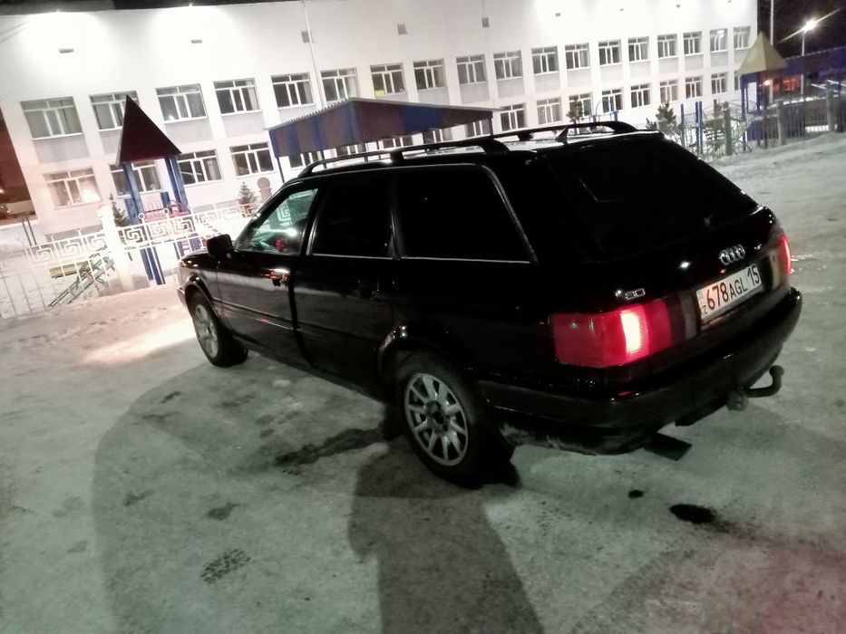 Продам Ауди Б4 хорошом состояние