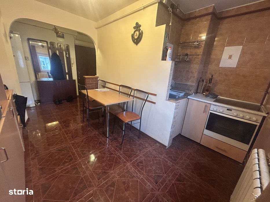 Cetății 2 camere-Decomandat -Centrala Proprie,