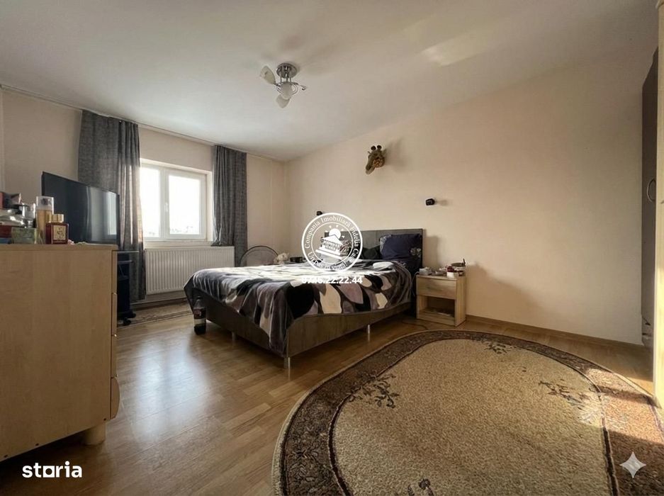 Apartament 2 camere de vanzare – zona linistita, etaj intermediar, com