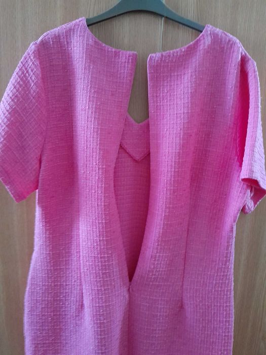 Rochie dreaptă, midi cu mânecă scurtă și decolteu în V - 46