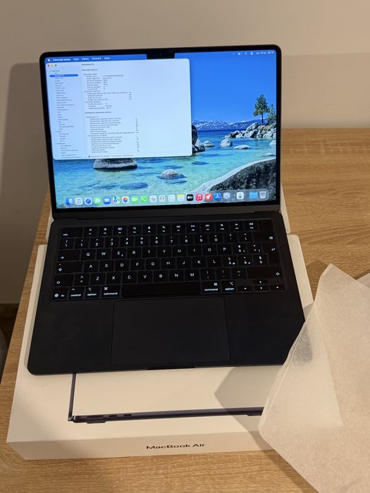 Vand macbook air 13 inch m4 16 gb ram 256gb  folosit 4 zile , garnatie