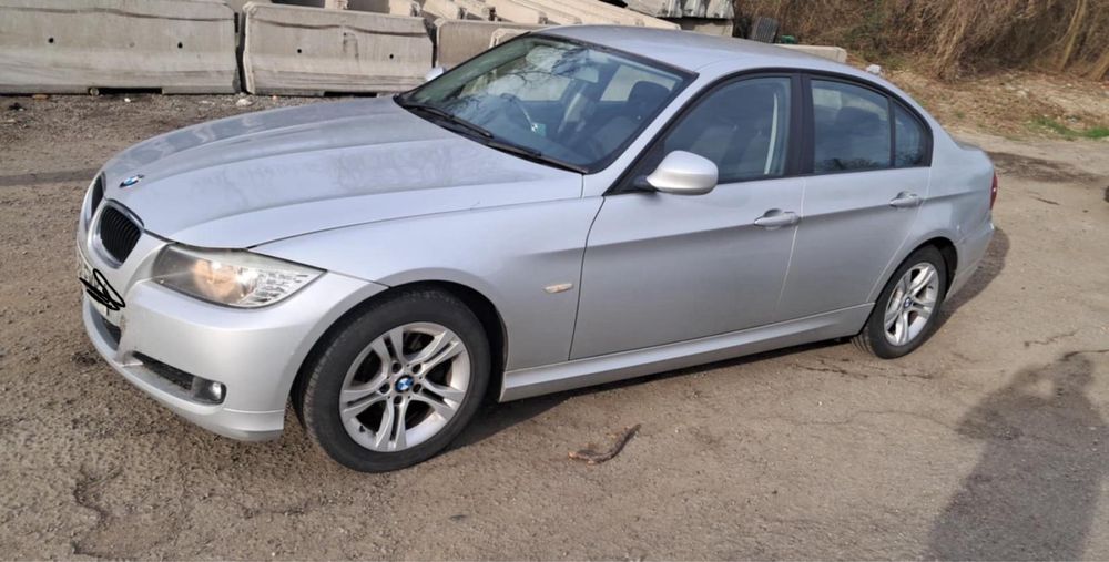 Capota faruri aripa trager bmw e90 e91