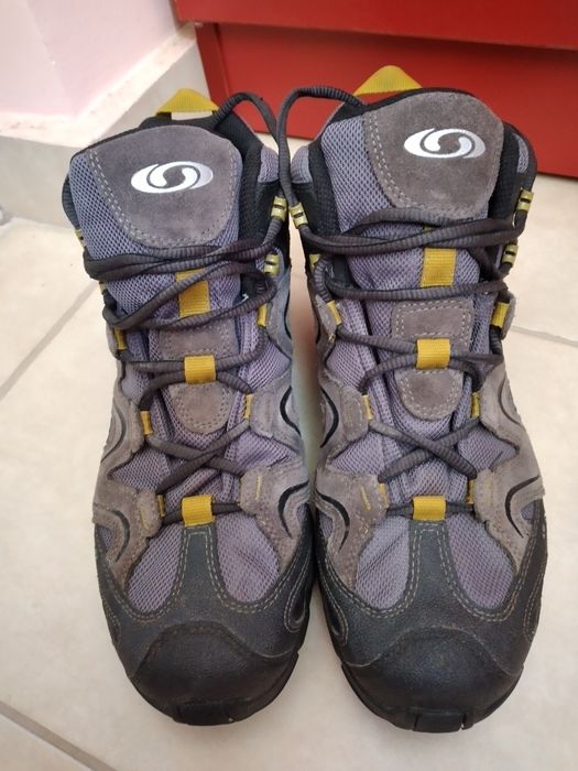 Боти Salomon Gore-Tex номер 42