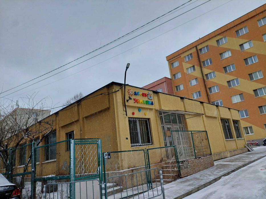 дава под наем двойно парко място