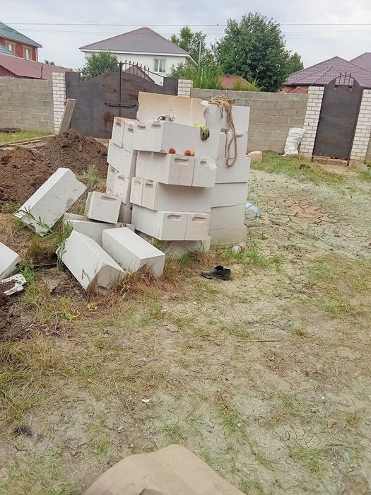 Кирпич разный продам