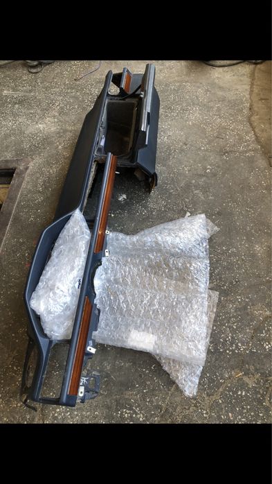 Табло за 124 Мерцедес