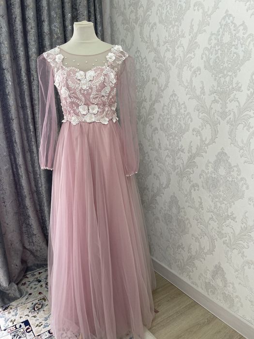 Вечернее платья