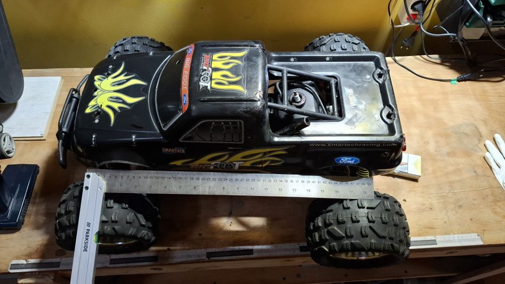 RC off road monster Smartech 1:5 scale с бензинов двигател