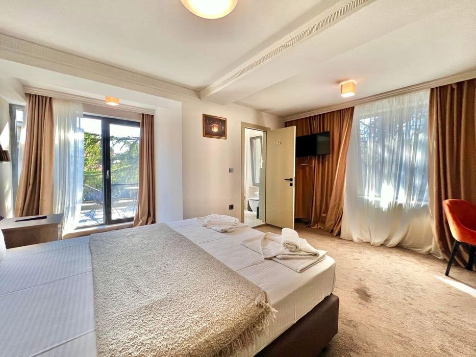 Дава се под наем Едностаен апартамент в Варна, м-т Евксиноград - 30 кв.м за 357 € - Снимка #3