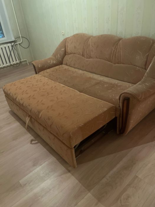 Продам диван удобный
