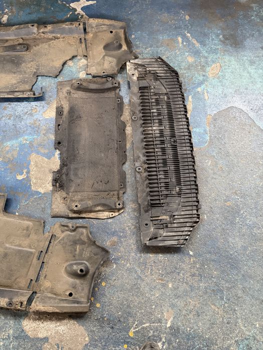 Scut motor lateral stanga dreapta scut bara audi a6 c7 a7 sline