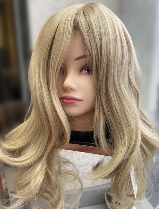 Peruca blond aluna