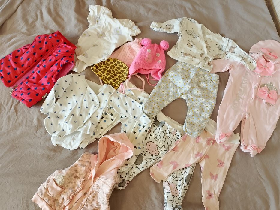 Продам детские вещи