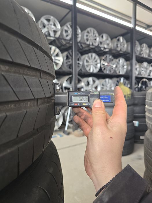 4 Броя Гуми 2х235/60/19 2x255/55/19 Goodyear 6,3mm 25dot