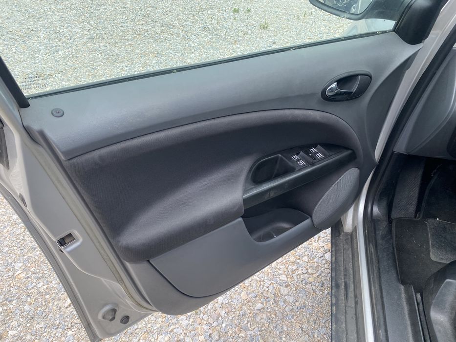 Сеат Алтеа 1.9 дизел 105кс на части