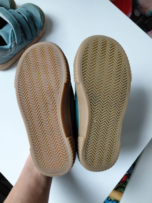 2 perechi adidasi băieți masura 27, H&M, Decathlon