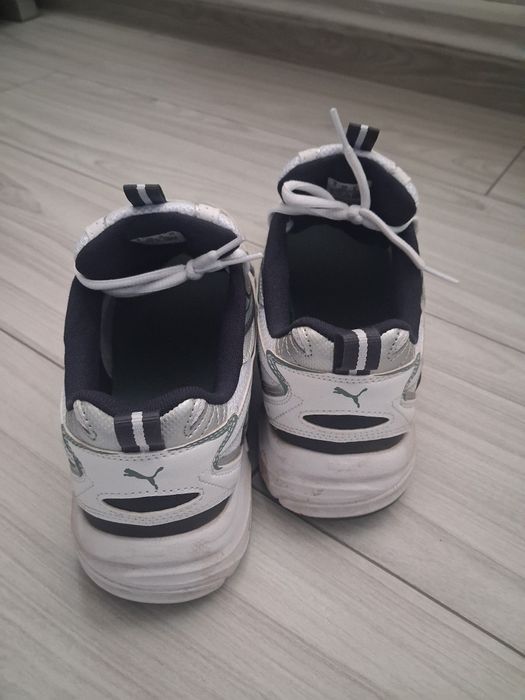 Vind adidași Puma