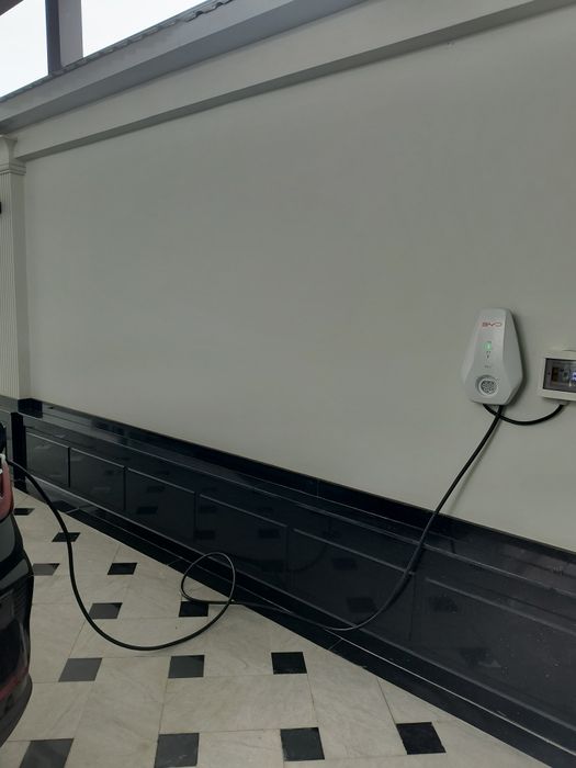 Установка зарядных устройств на электро мобилей под ключ