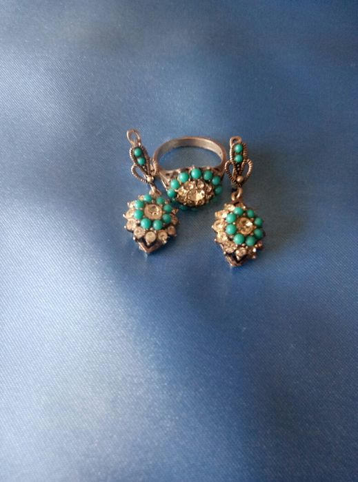 серебрянные наборы, фарфоровая статуэтка