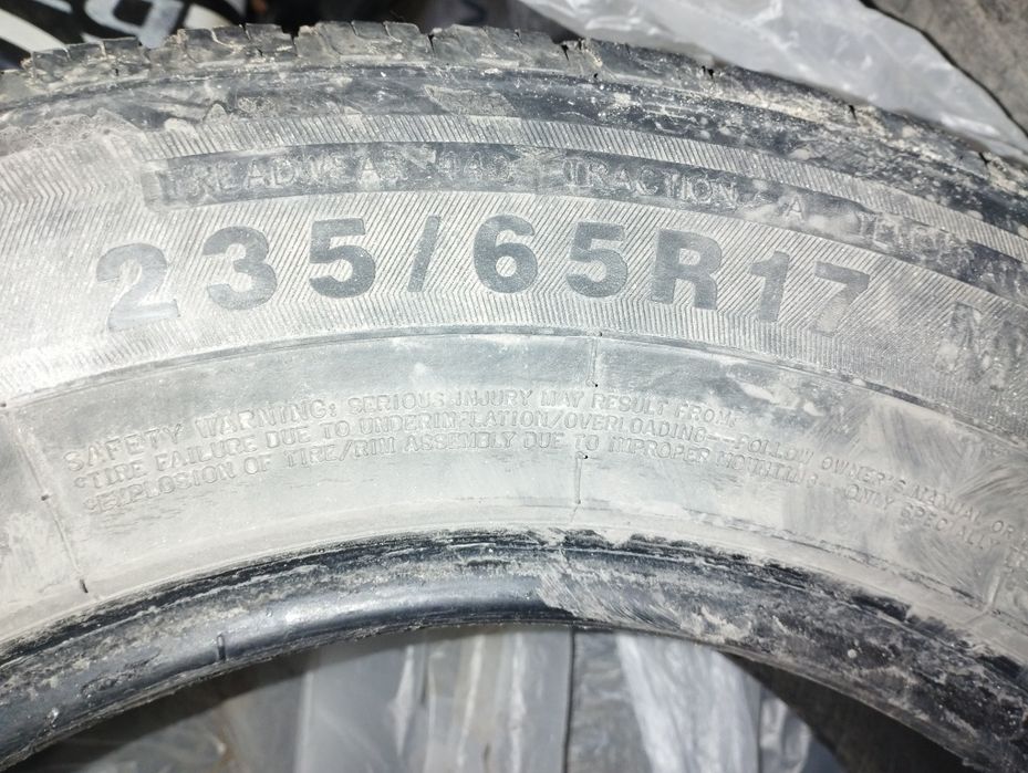 Шины на R17 продам 35000