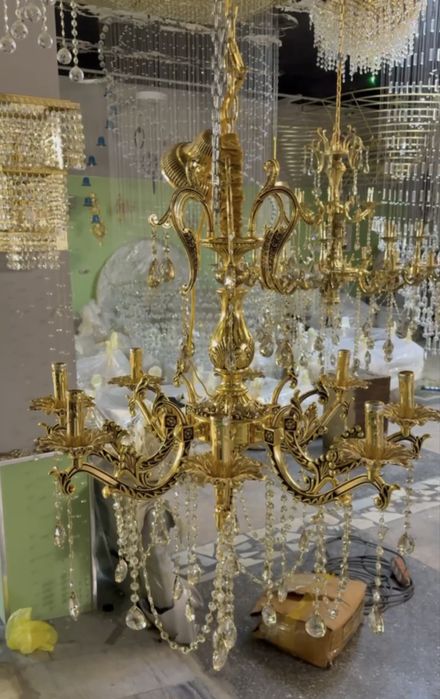 Люста сотилади яхши нархда