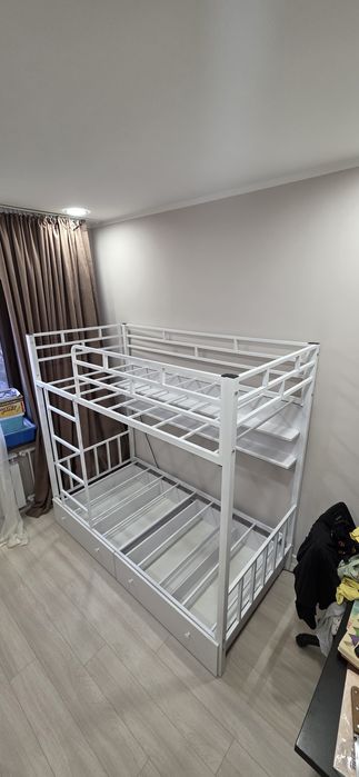 Металлические двухъярусная кровать. Икки каватли кровать