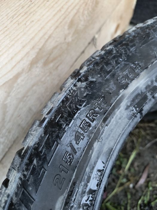 Anvelope BMW  M+S (IARNĂ)