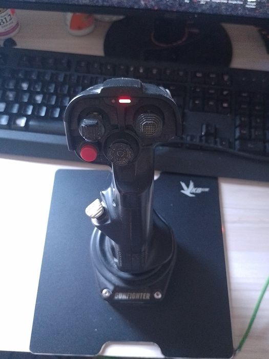 VKB Gunfighter + STECS  HOTAS