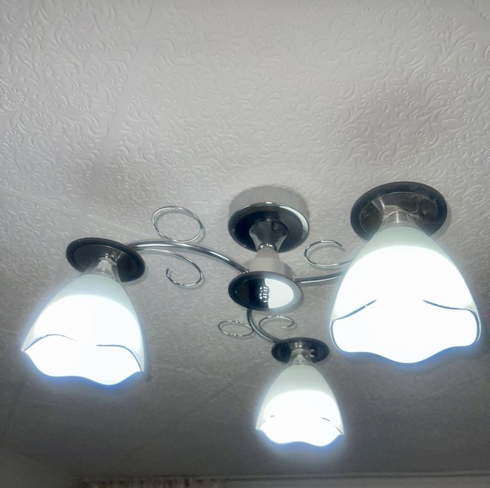 Продам ЛЮСТРУ 2 вида