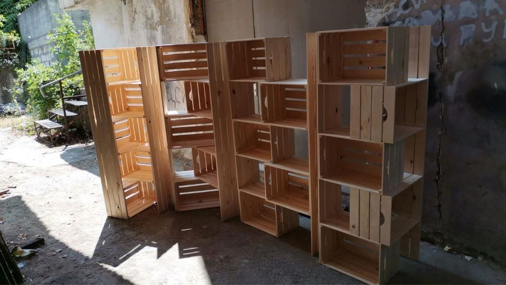 Дървен стелаж разтегателен/ хармоника ръчна изработка