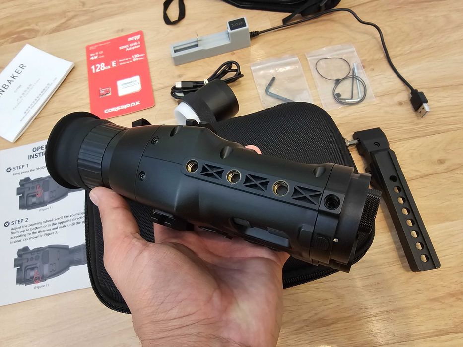 Уред за нощно виждане HENBAKER CY789 с проблем
