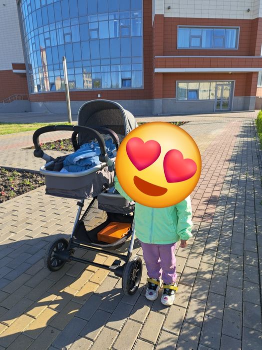 Коляска для двойни