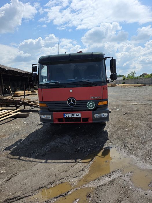 Mercedes Atego cu macara si basculabil
