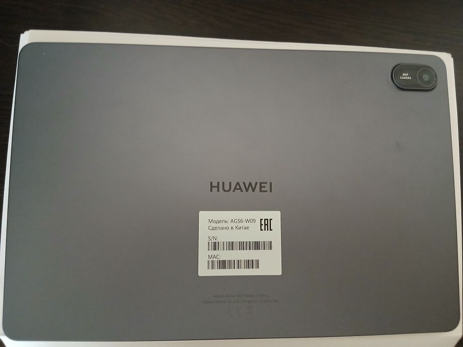 Продам планшет новый Huawei