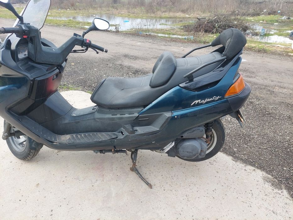 Vînd motocicletă YAMAHA SG02  MAJESTI  250 cm