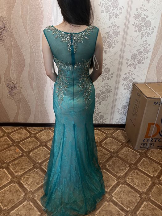 Көйлектер сатылады