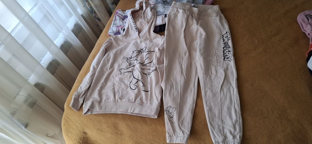 Дрехи за момиче размер 146-152