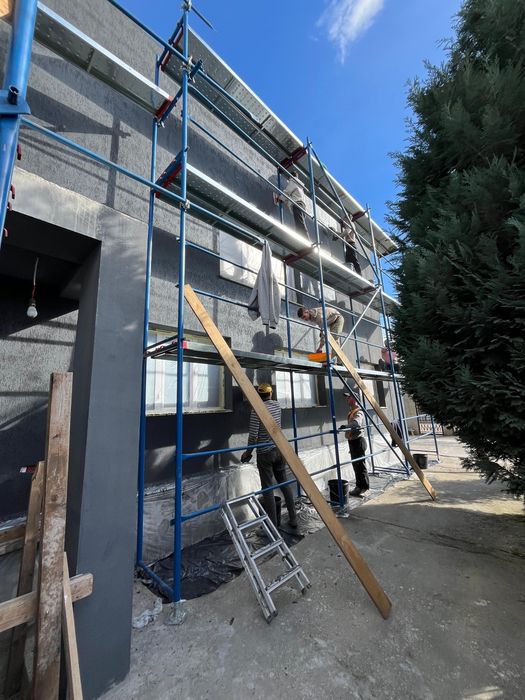 Inchiriez schelă metalica completă 150mp