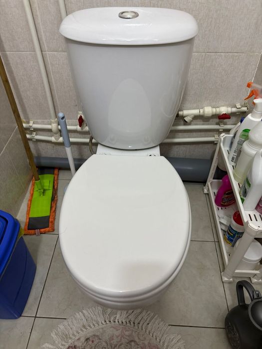 Продам унитаз срочно