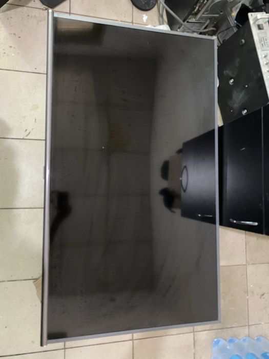 Телевизор TCL L50P8M