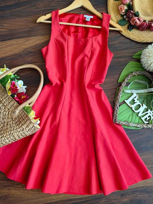 Официална червена  рокля