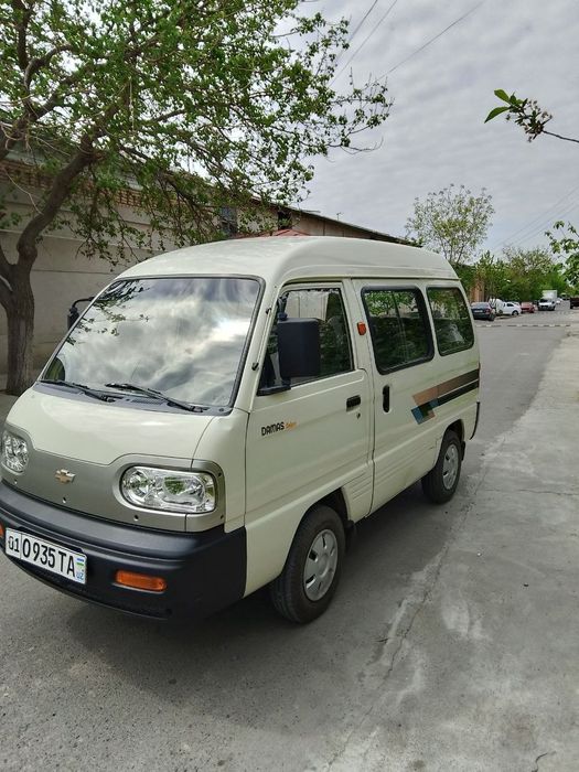 Damas yili 2014 yili va mashina 159 ming yurgan