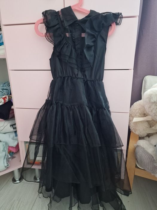 Rochie Halloween Wednesday cu peruca