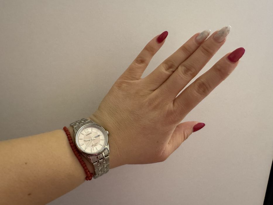 Дамски часовник CASIO