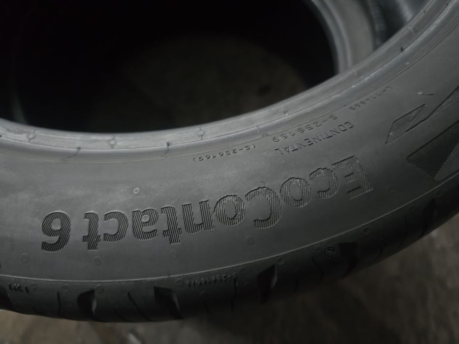 Continental 225/45 R17 94V vară