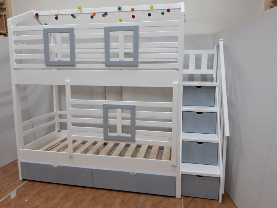 TRANSPORT GRATUIT.Pat etajat-supraetajat.Cod 2607.